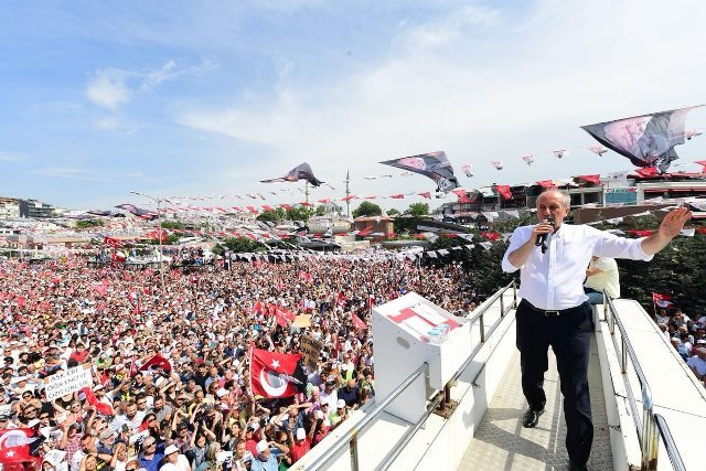 Muharrem İnce, Üsküdar'da halka seslendi