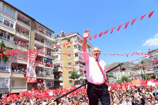 Muharrem İnce'nin Hatay mitinginden kareler