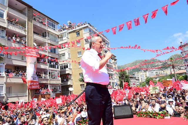 Muharrem İnce'nin Hatay mitinginden kareler