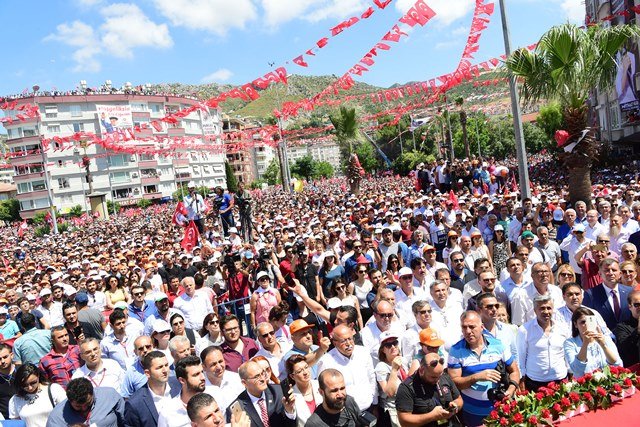 Muharrem İnce'nin Hatay mitinginden kareler