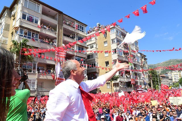 Muharrem İnce'nin Hatay mitinginden kareler