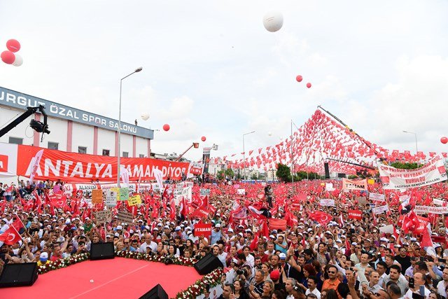 Muharrem İnce Antalya mitinginde konuştu