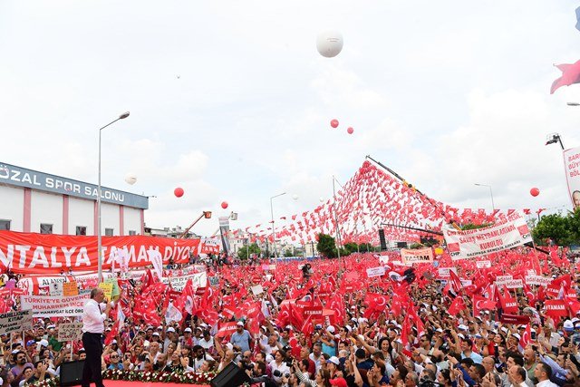 Muharrem İnce Antalya mitinginde konuştu