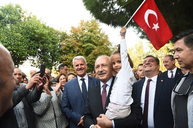 Kılıçdaroğlu, Çanakkale Karabiga'da yurttaşlarla bir araya geldi