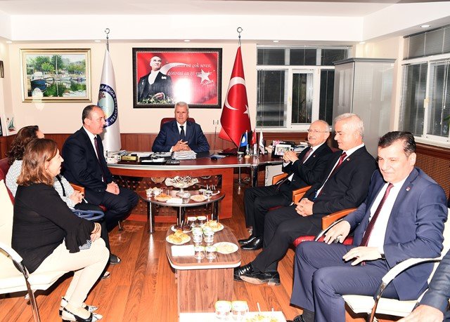 Kılıçdaroğlu, Çanakkale Karabiga'da yurttaşlarla bir araya geldi