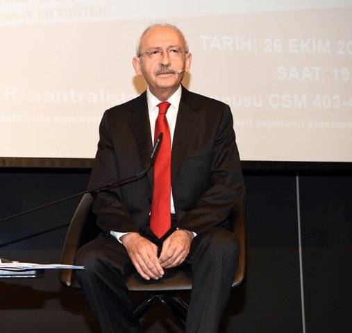 Kılıçdaroğlu, 'Türkiye'de Gençlik ve Siyaset' konulu konferansa katıldı