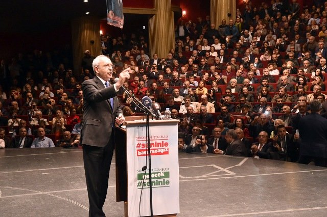 Kılıçdaroğlu, Sokaktan İstanbul'a Mahalle Toplantısı'na katıldı
