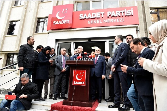 Kılıçdaroğlu, Saadet lideri Karamollaoğlu ile görüştü.