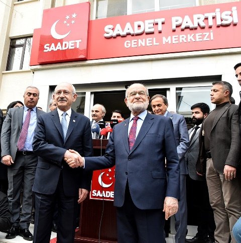 Kılıçdaroğlu, Saadet lideri Karamollaoğlu ile görüştü.