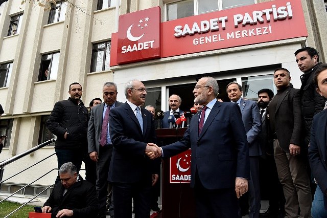 Kılıçdaroğlu, Saadet lideri Karamollaoğlu ile görüştü.