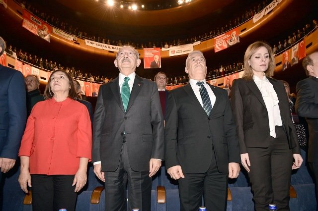 Kılıçdaroğlu, CHP Bursa Büyükşehir Belediye Başkan Adayı Mustafa Bozbey’in tanıtım toplantısına katıldı