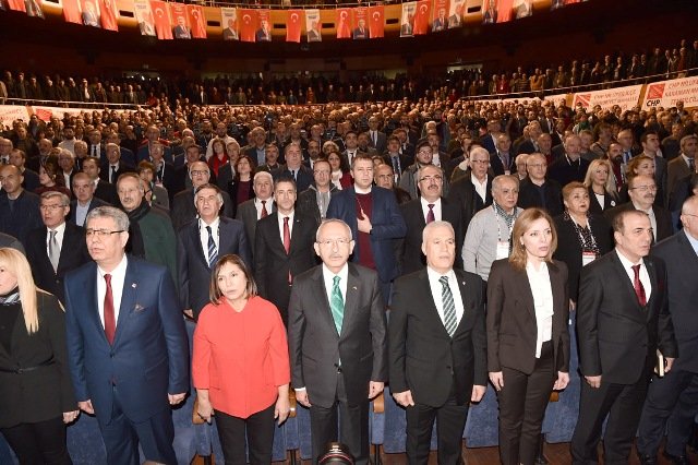 Kılıçdaroğlu, CHP Bursa Büyükşehir Belediye Başkan Adayı Mustafa Bozbey’in tanıtım toplantısına katıldı