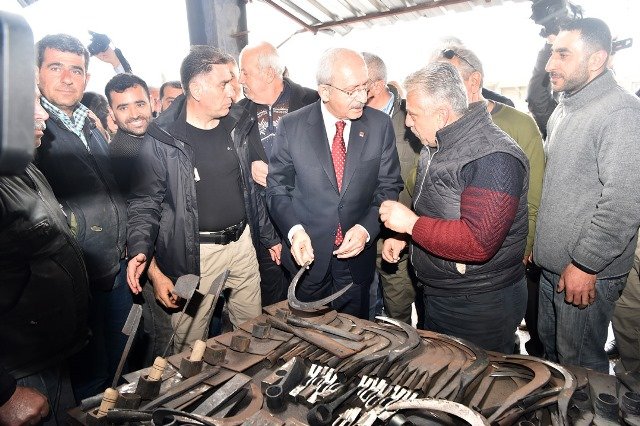 Kılıçdaroğlu, Antakya'da demirci esnafını ziyaret etti