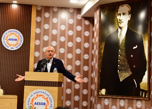 Kılıçdaroğlu, Antalya Esnaf Odaları ve Sanatkarlar Odası Birliği'nde konuştu