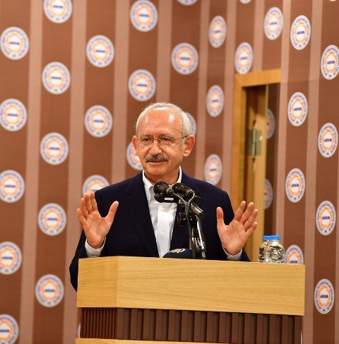 Kılıçdaroğlu, Antalya Esnaf Odaları ve Sanatkarlar Odası Birliği'nde konuştu