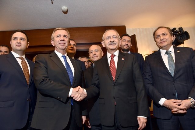 CHP Genel Başkanı Kemal Kılıçdaroğlu, Ankara Büyükşehir Belediye Başkanı Mansur Yavaş’ı ziyaret etti