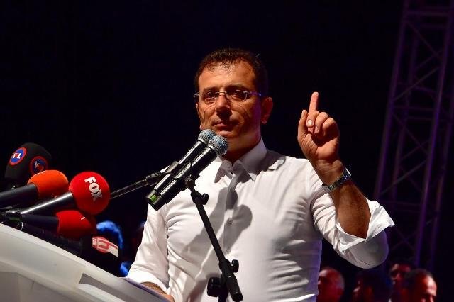 İBB Başkanı Ekrem İmamoğlu, YSK'nın skandal İstanbul kararını, Beylikdüzü'nde on binlerce vatandaşla birlikte protesto etti