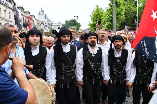 Trabzon'da Ekrem İmamoğlu fırtınası