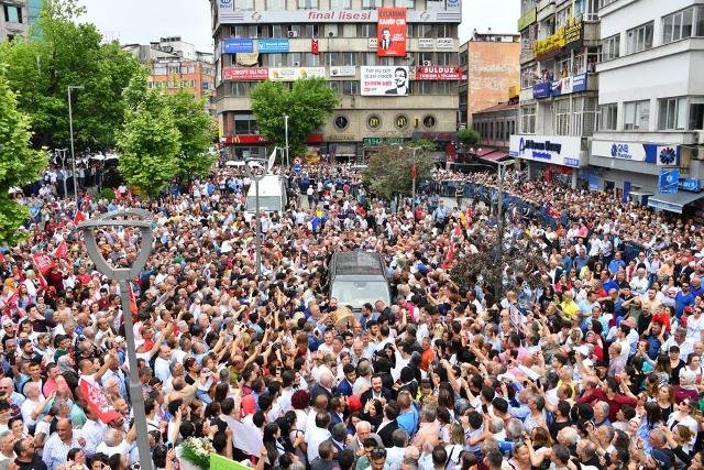 Trabzon'da Ekrem İmamoğlu fırtınası