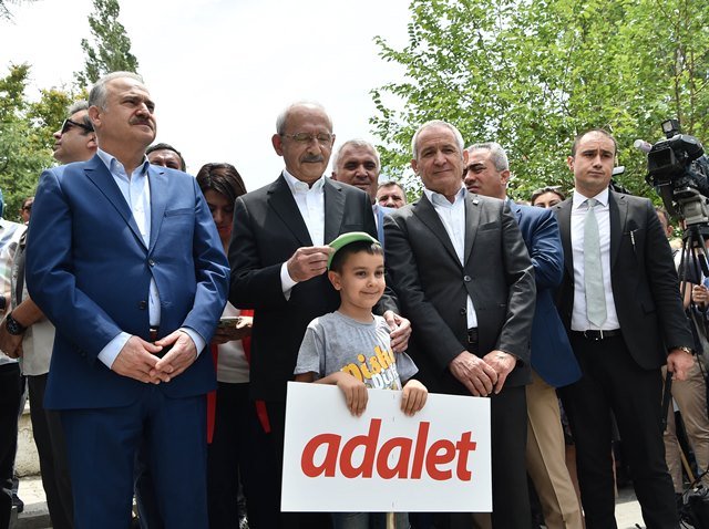 Kılıçdaroğlu,Çankaya Belediyesi tarafından yapılan Adalet Parkı açılış töreninde konuştu