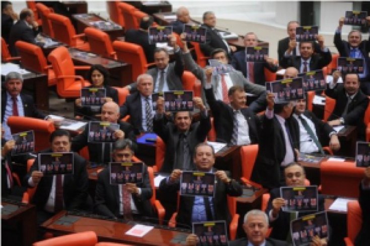 CHP’lilerden protesto: Akbudsman