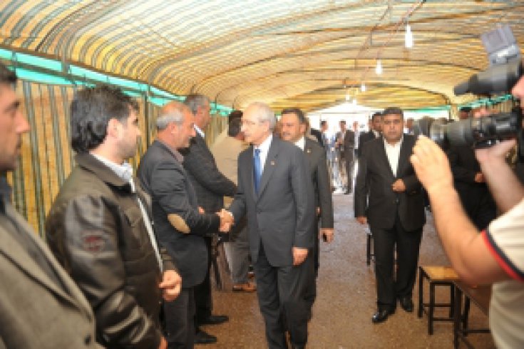 Genel Başkan Kemal Kılıçdaroğlu Reyhanlı’da taziye çadırında…
