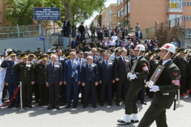Kılıçdaroğlu, Şehit cenazelerine katıldı