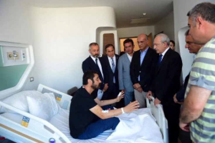 Kılıçdaroğlu, yaralanan vatandaşları ziyaret etti