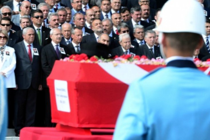 Kılıçdaroğlu,Demirel için yapılan devlet törenine katıldı