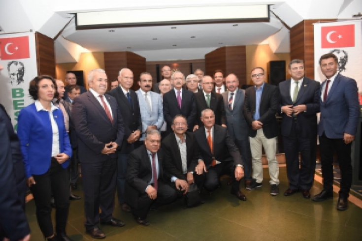 Kılıçdaroğlu, BESOB'un düzenlediği yemekli toplantıya katıldı