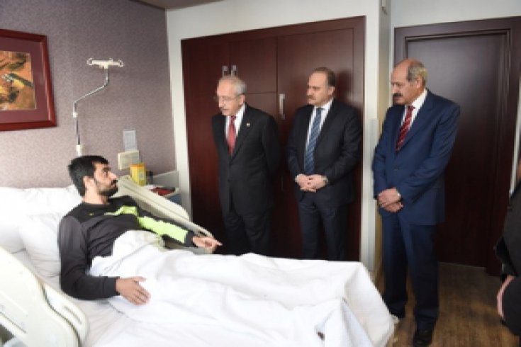 Kılıçdaroğlu, Demiz Demir'i ziyaret etti