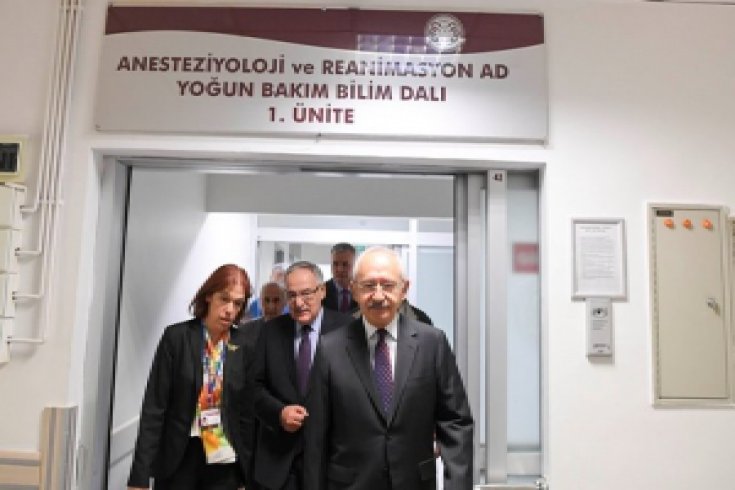 Kılıçdaroğlu, Deniz Baykal'ı ziyaret etti