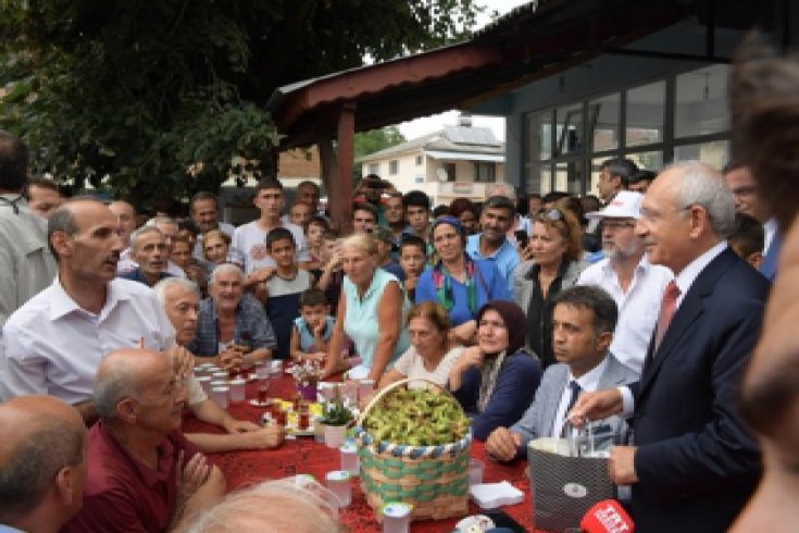 Kılıçdaroğlu, Düzce'de vatandaşları dinledi