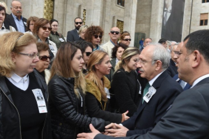 Kılıçdaroğlu, eski vekil Ayhan Fırat'ın cenaze törenine katıldı