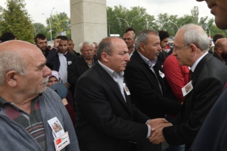 Kılıçdaroğlu, şehit piyade er Emre Karagöz'ün cenaze törenine katıldı