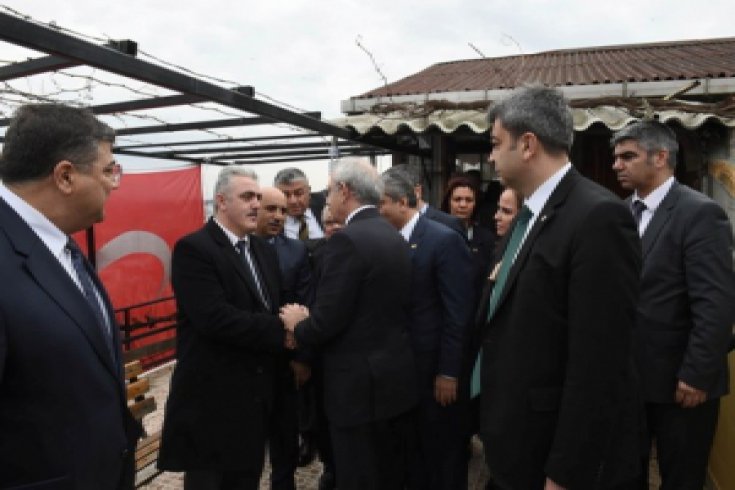 Kılıçdaroğlu, Şehit Üsteğmen Taşçı'nın ailesini ziyaret etti