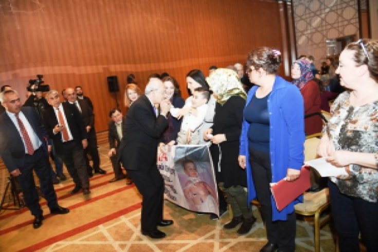Kılıçdaroğlu, SMA hastalarının yakınları ile görüştü