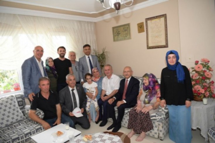 Kılıçdaroğlu'ndan CHP'li Mehmet Çakal'a ziyaret