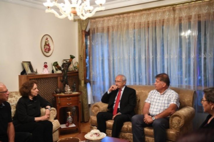 Kılıçdaroğlu'ndan Emin Özdemir'in ailesine taziye ziyareti |