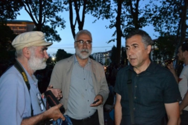 Taksin Gezi Parkında Direniş Sürüyor