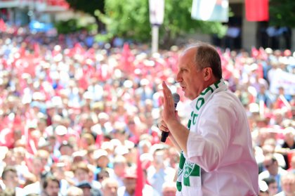 Cumhurbaşkanı adayı Muharrem İnce, Amasya mitinginde halka hitap etti