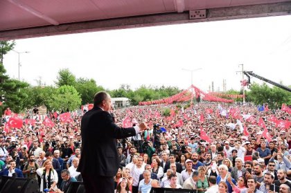 Muharrem İnce, Diyarbakır'da halka hitap etti