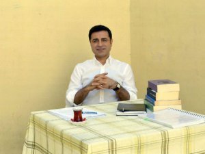 Selahattin Demirtaş'tan sesli Whatsapp mesajı