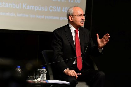 Kılıçdaroğlu, 'Türkiye'de Gençlik ve Siyaset' konulu konferansa katıldı