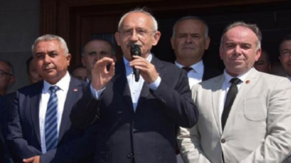 Kılıçdaroğlu'na Aydın'da yumurtalı saldırı