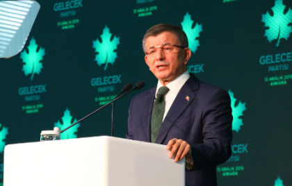 Davutoğlu'ndan Erdoğan'a: Kötü gün için biriktirdiğimiz Merkez Bankası'ndaki parayı talan etmeseydiniz biz bize yeterdik 1