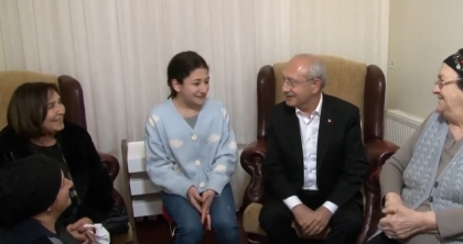 Kılıçdaroğlu, Selvi Hanım'la Pusat Ailesi’ne misafir oldu