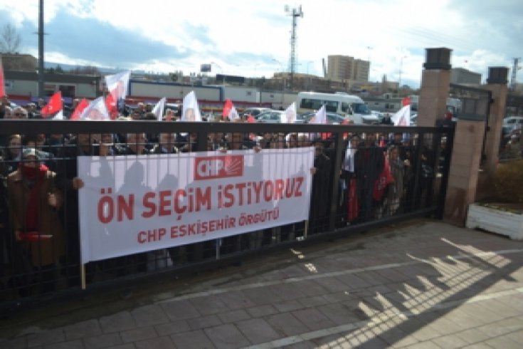 CHP Eskişehir Örgütü ön seçim talebi ile genel merkezde