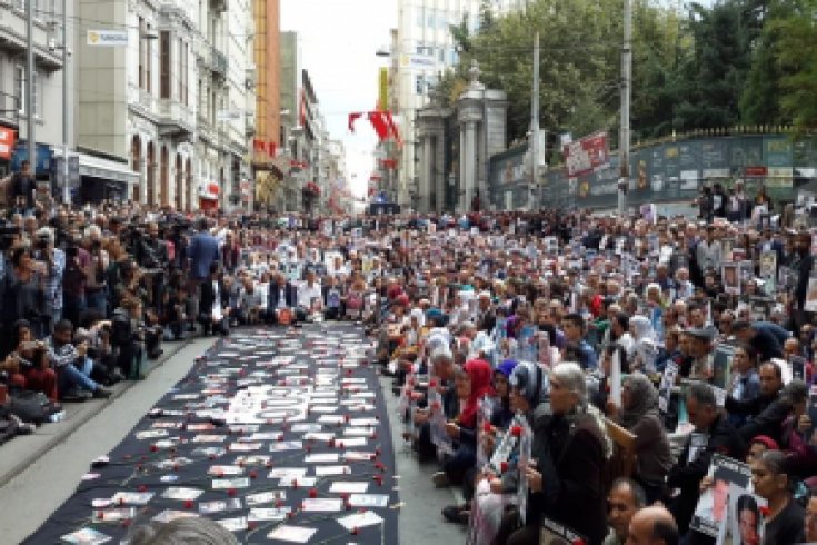 Cumartesi Anneleri 600. kez Galatasaray Meydanı'nda toplandı