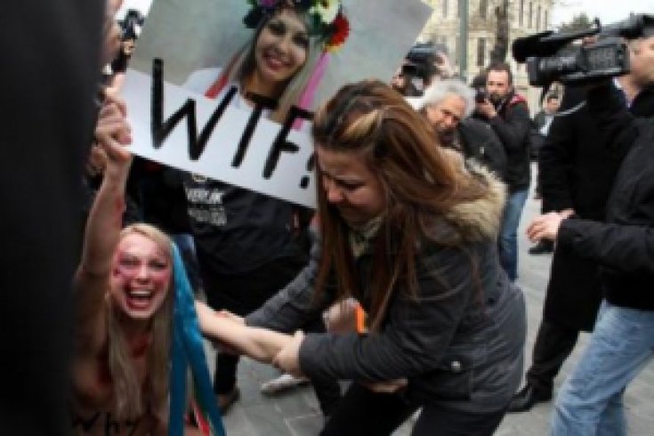 FEMEN İstanbul'da
